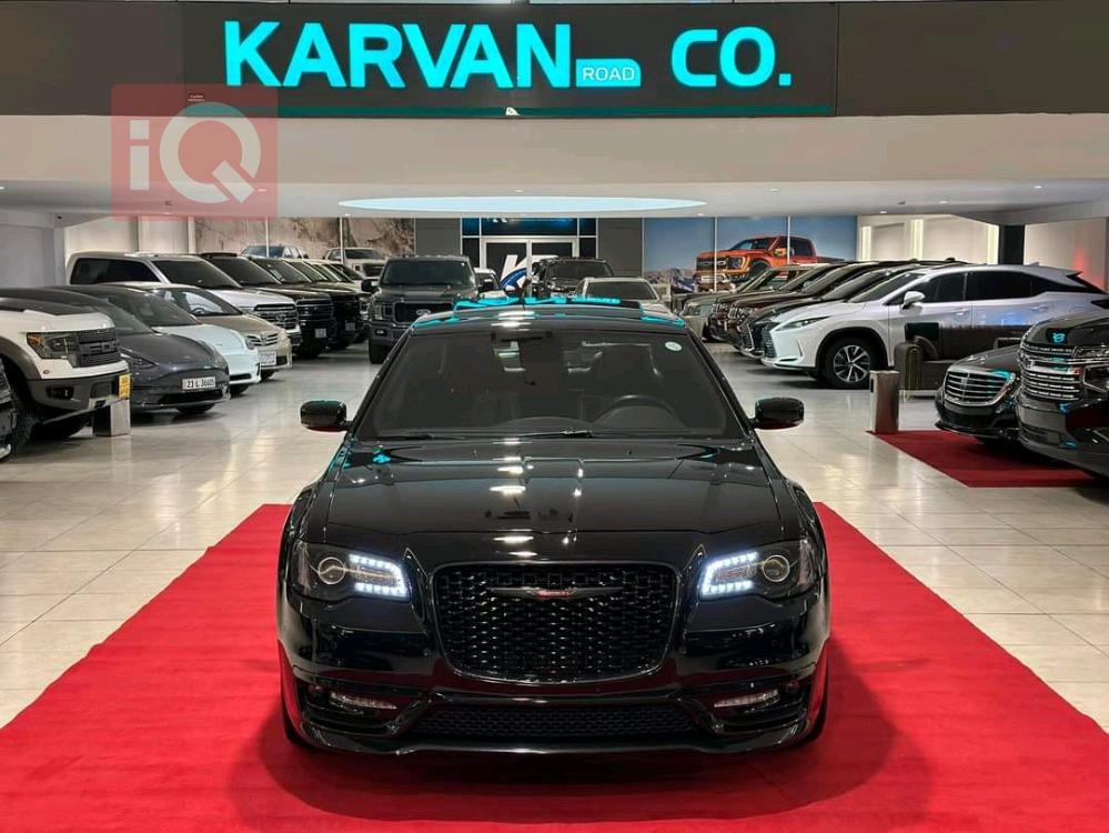 كرايسلر 300